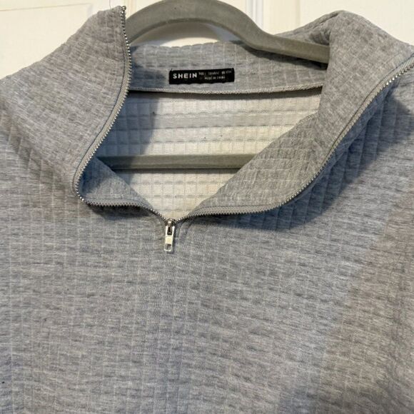 SHEIN Half-Zip Crop Sweatshirt – Size Large, Drop Shoulder, Drawstring Hem, EUC - Picture 3 of 3